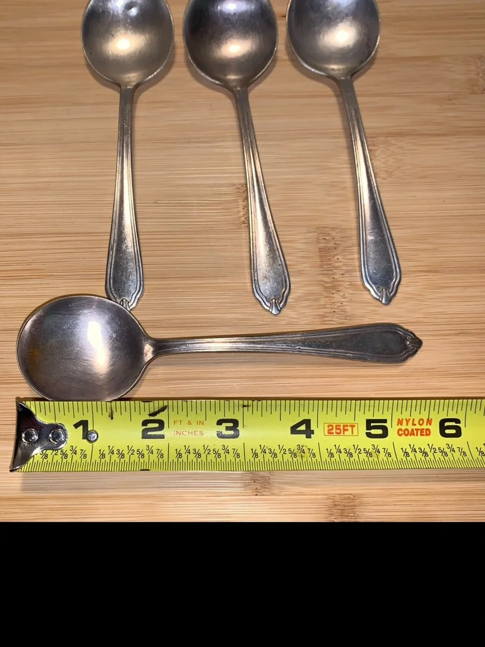Oneida: Vintage Hotel Plate (4) Soup Spoons Silver Plated: One has a ding!